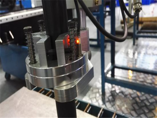 nešiojamas keitiklio pigus CNC plazmos liepsnos pjaustymo mašina, pagaminta Kinijoje