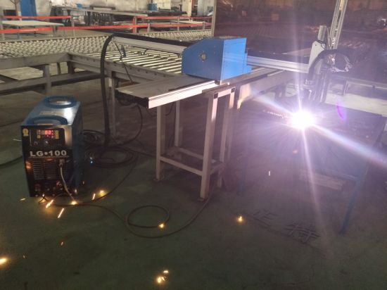 Metalo pjaustyklė 1500 * 3000mm CNC plazminio pjovimo mašina Kinijoje