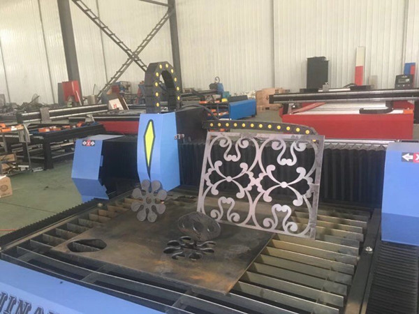 Pagaminta iš Kinijos metalo pjaustymo mašinos CNC plazminio metalo pjovimo staklės